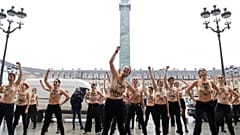 FEMEN grubunun Paris'te düzenlediği protesto