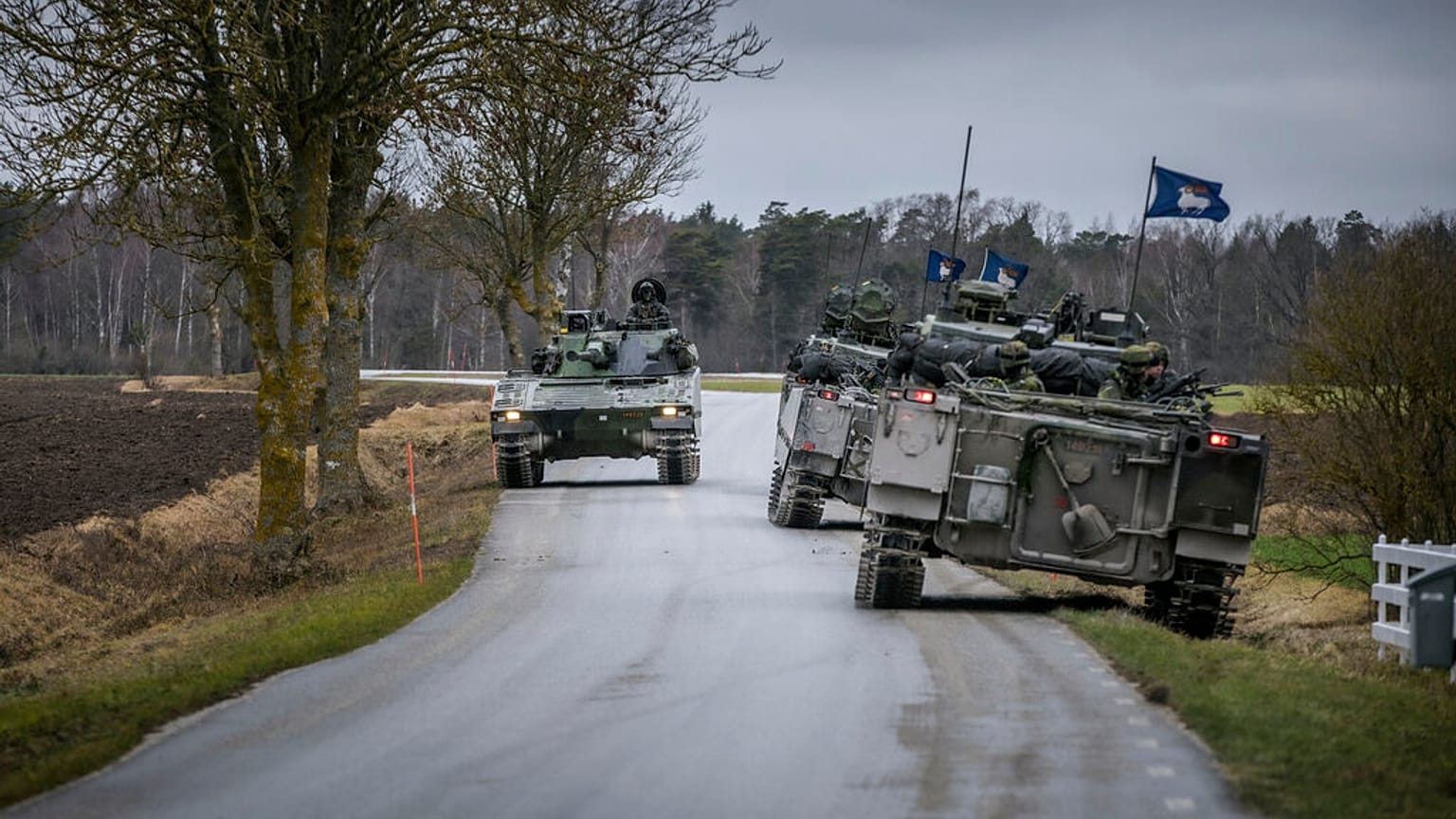 Svezia, carri armati sull'isola di Gotland per tensioni con la Russia