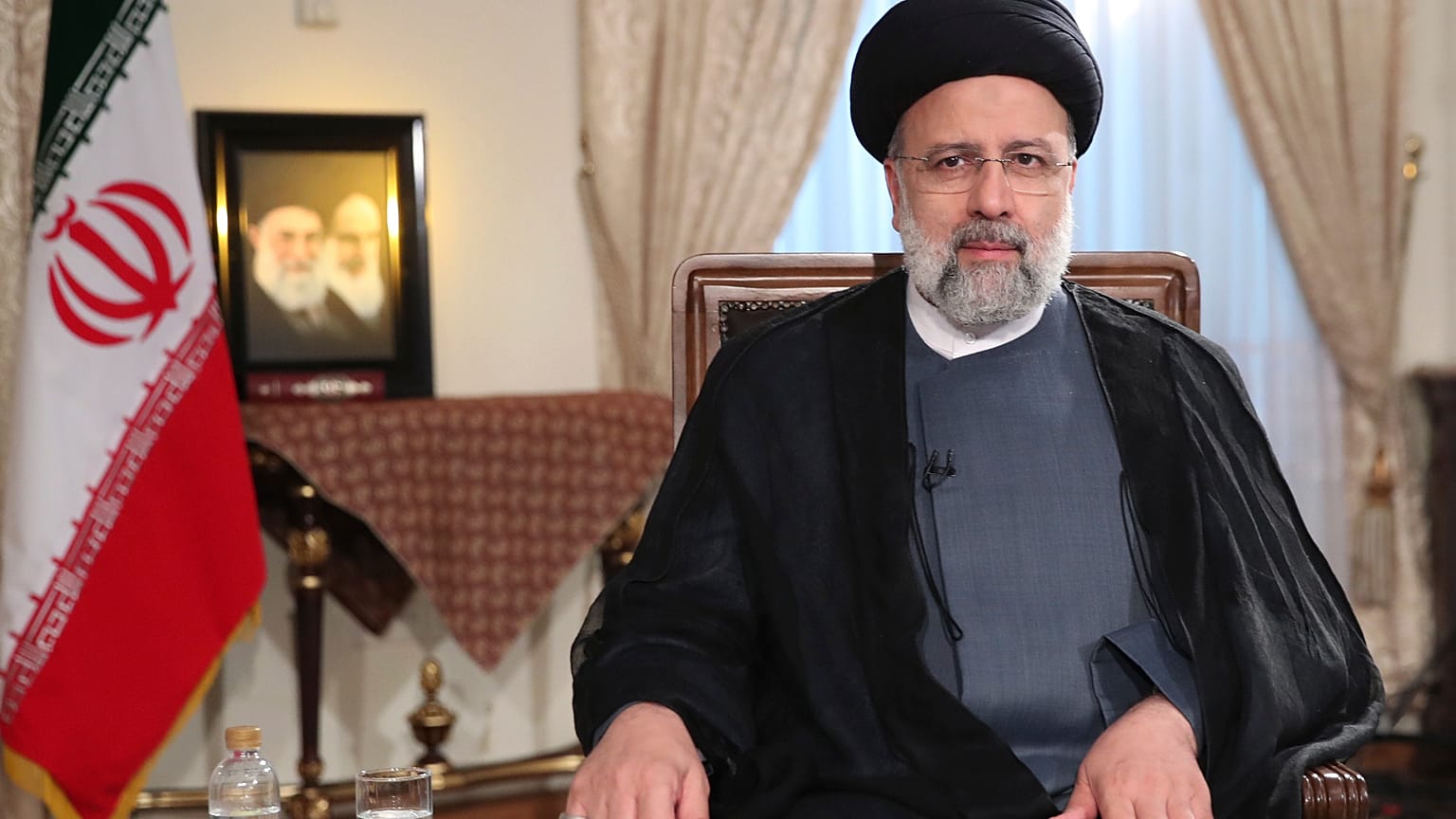 الرئيس الإيراني إبراهيم رئيسي في مكتب الرئاسة في طهران، إيران. 2021/09/04