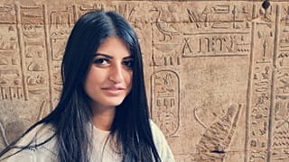 هدى عبد العزيز