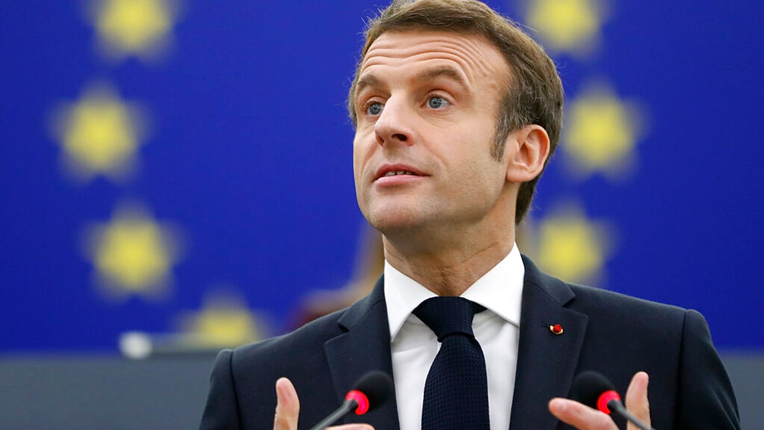 Emmanuel Macron a strasbourgi plenáris ülésen 2022. január 19-én