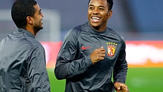 مهاجم المنتخب البرازيلي السابق روبينيو. 
