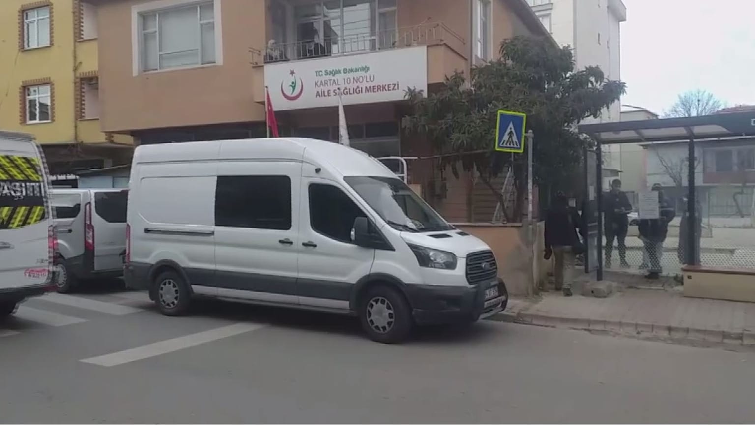 Kartal'da aile sağlığı merkezinde hemşire Ömür Erez (33) silahlı saldırı sonucu hayatını kaybetti.