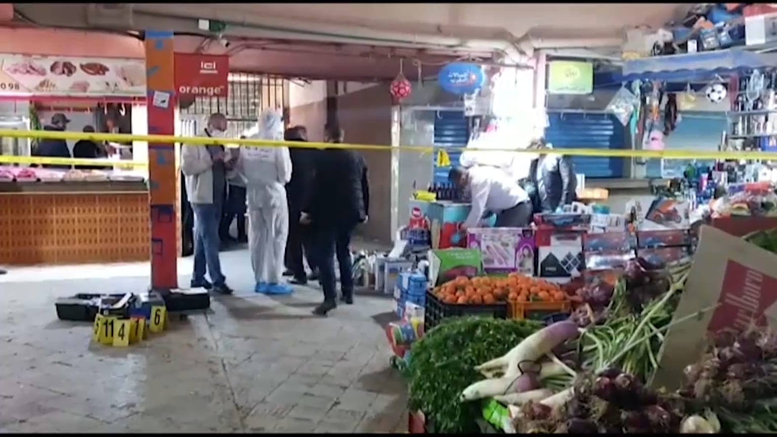 طةق أمني بسوق تزنيت في المغرب