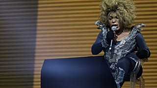 Brazilian singer Elza Soares