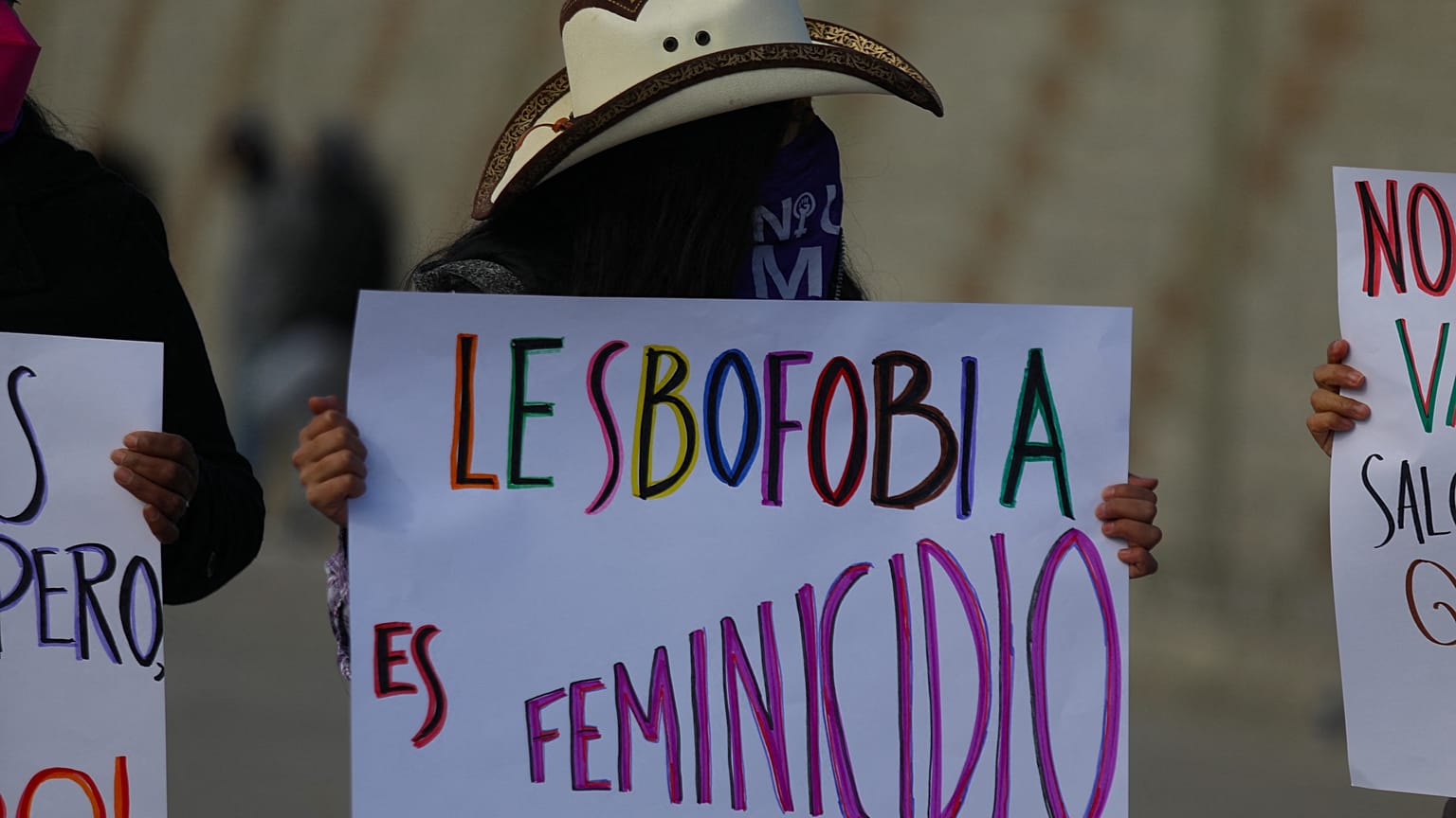 Protest Ciudad Juarez gegen die Ermordung von zwei lesbischen Frauen, die am vergangenen Sonntag zerstückelt und in Plastiktüten aufgefunden wurden.