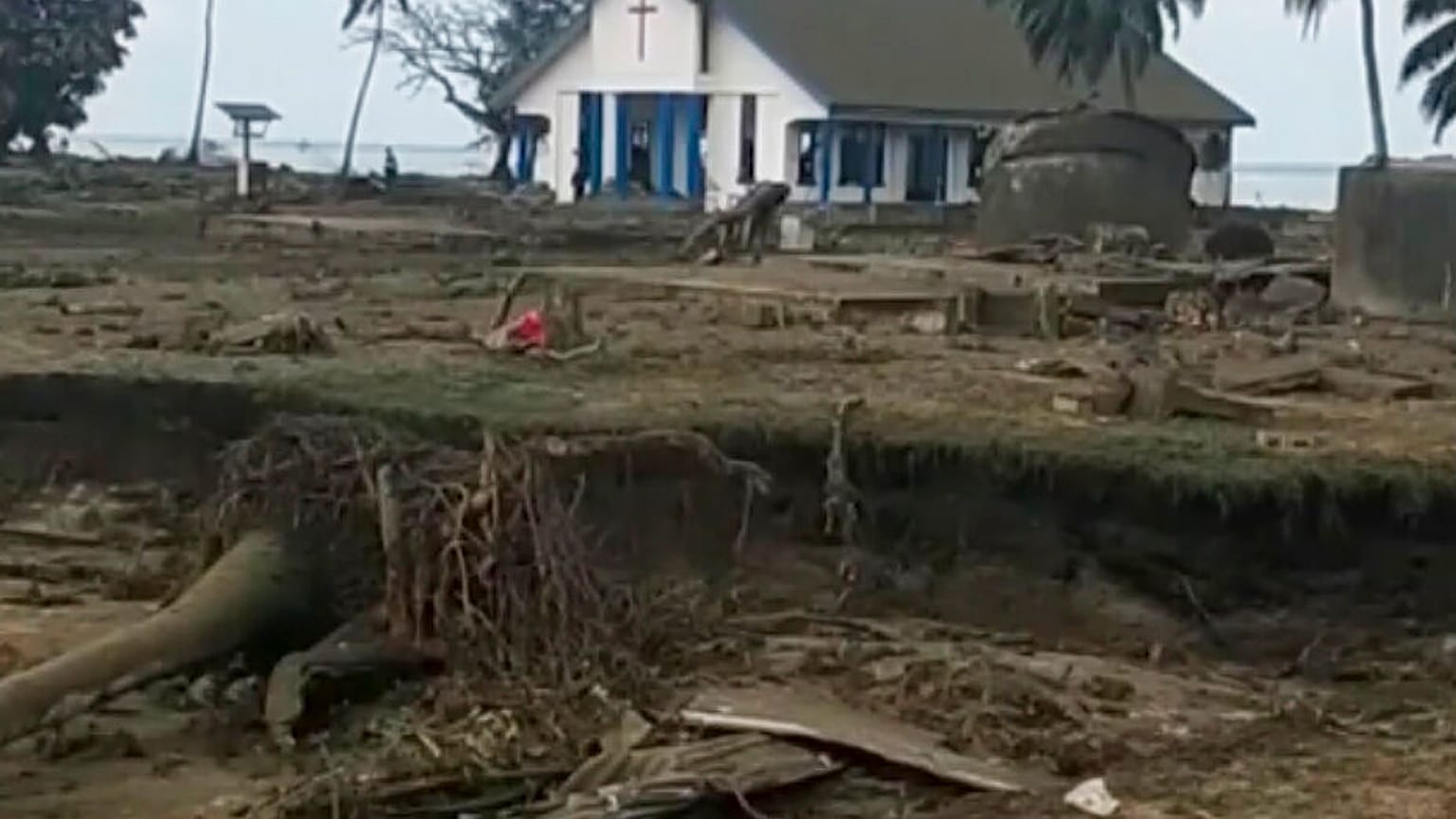 La chiesa mormone rimasta intatta sull'isola Atata