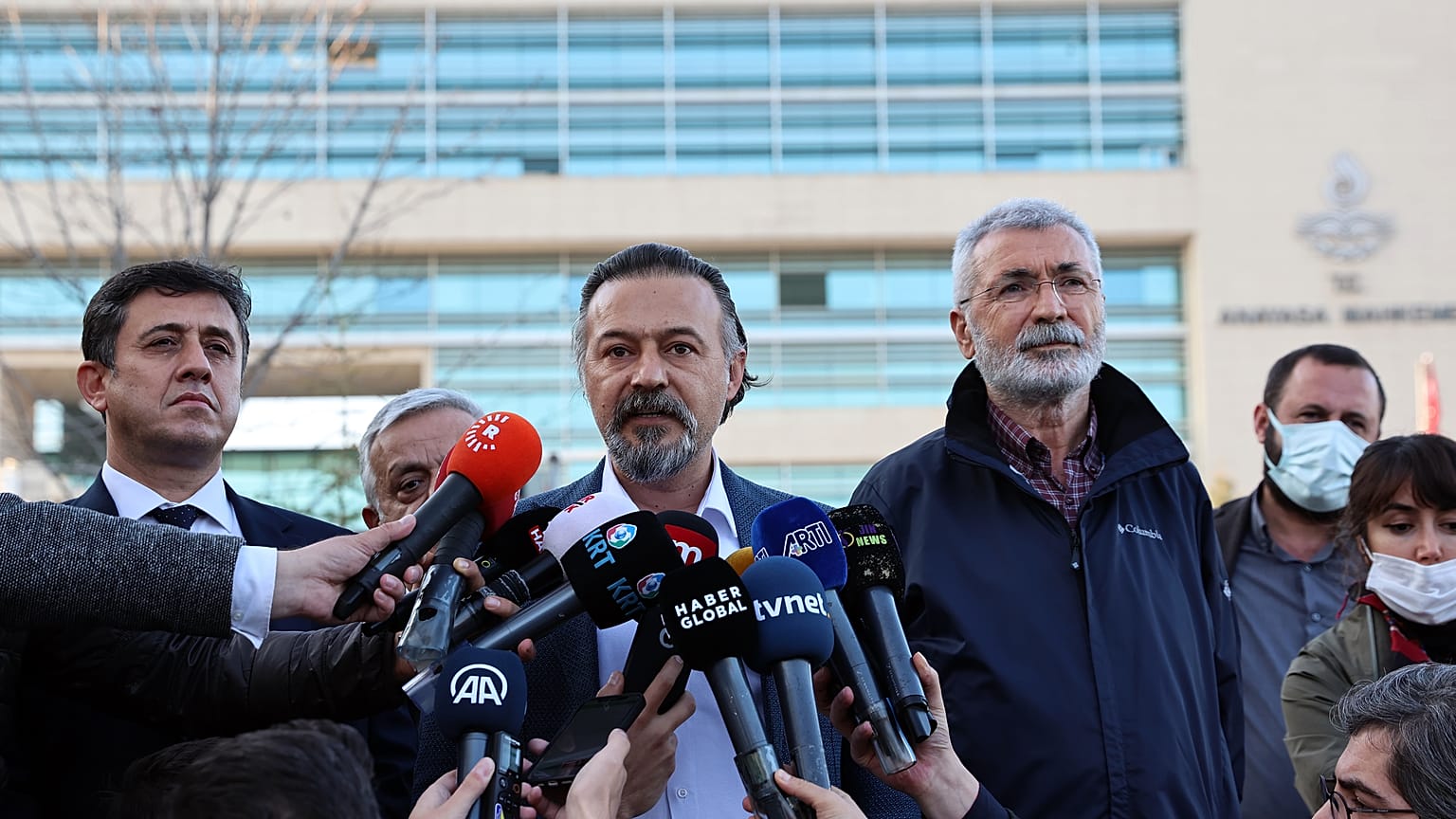 HDP Eş Genel Başkan Yardımcısı Ümit Dede (Arşiv)