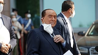 Archives : Silvio Berlusconi quittant l'hôpital San Raffaele de Milan, le 14/09/2020