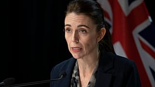Jacinda Ardern düğününü erteledi