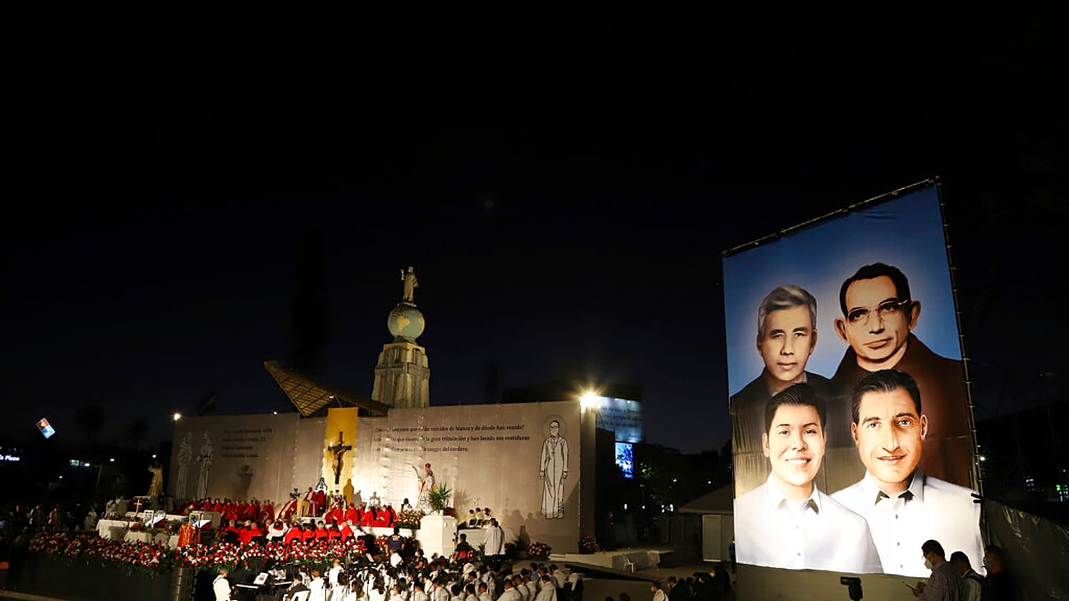 Ceremonia de beatificación en San Salvador (El Salvador).