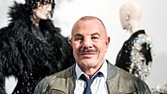 French fashion designer Thierry Mugler poses during the presentation of his exhibition "Couturissime" at the Montreal Museum of Fine Arts. 2019