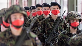 Archives : militaires suisses à Berne, le 18 septembre 2020