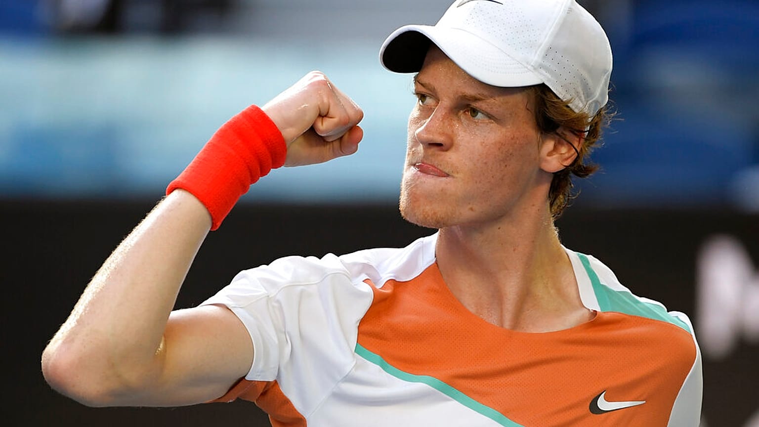Jannik Sinner, ai quarti degli Australian Open. 