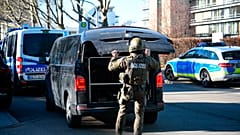 Des unités spéciales de la police allemande sur les lieux de la fusillade