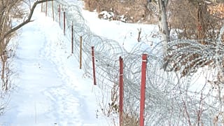 Frontière "non reconnue" entre la Géorgie et la petite république séparatiste d'Ossétie du Sud soutenue par Moscou.
