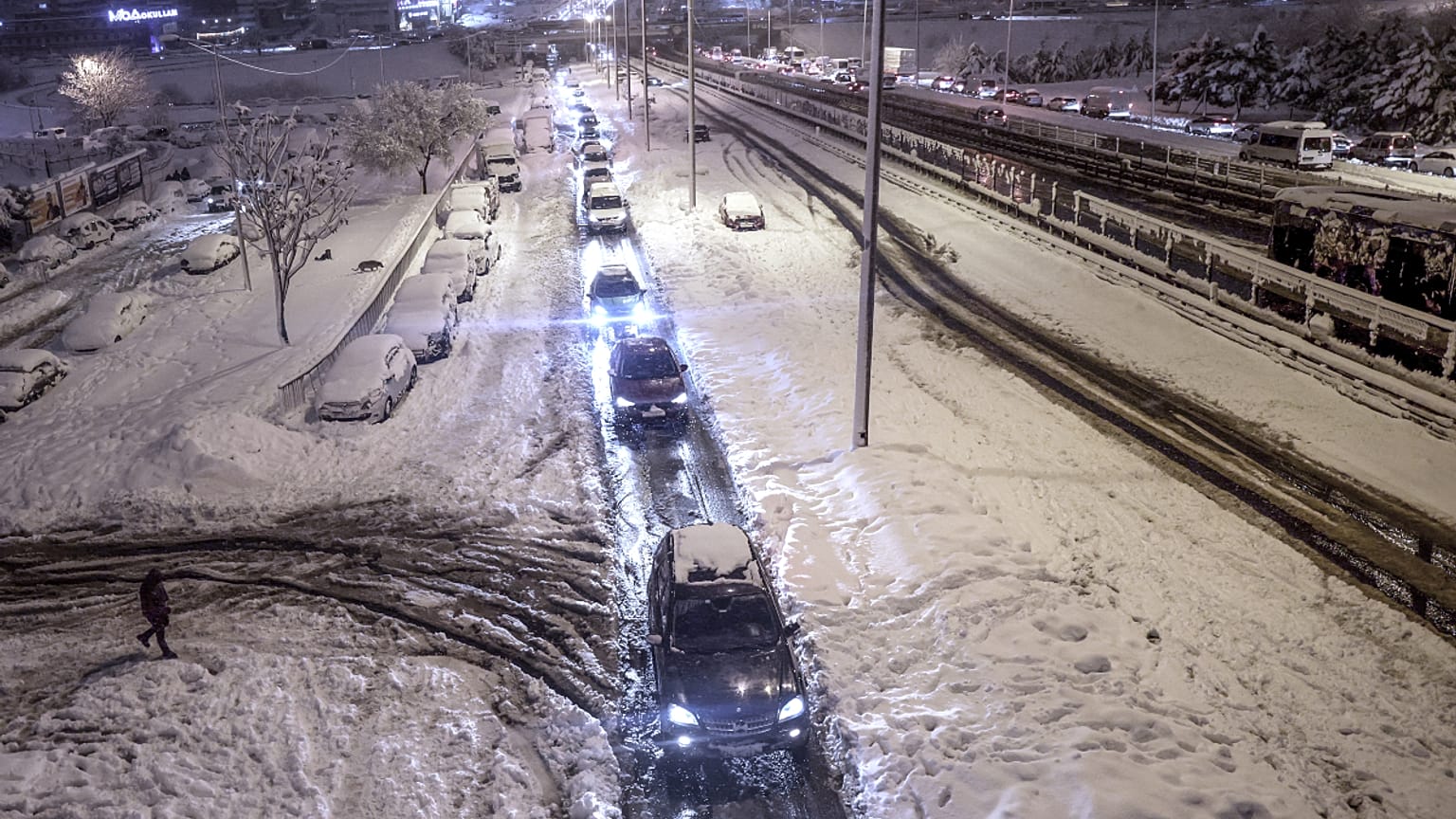 İstanbul'da yoğun kar yağışı