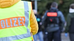 Polizisten am Tatort in Heidelberg