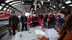 Weniger Reisebeschränkungen in der EU - Fokus auf Impfstatus
