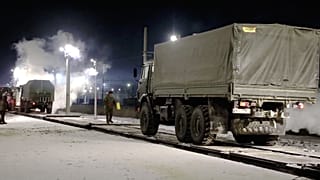 Orosz katonai járművek érkeznek Belaruszba, közös hadgyakorlatra