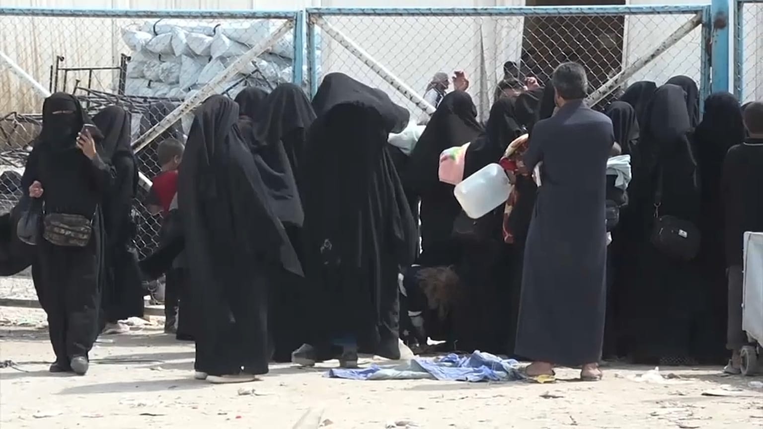 Lager Al Hol für mutmaßliche IS-Dschihadisten aus Europa in Syrien 2019
