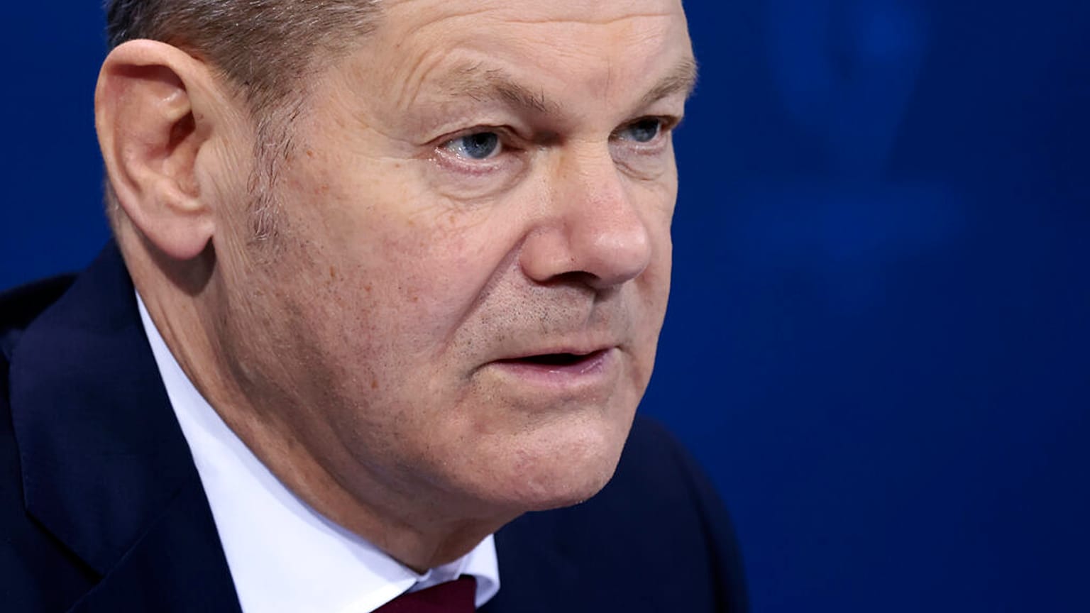 Le chancelier allemand Olaf Scholz lors d'une conférence de presse à Berlin le lundi 24 janvier 2022. 