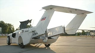 Ein bisschen wie ein Rennwagen: Das fliegende Auto aus der Slowakei