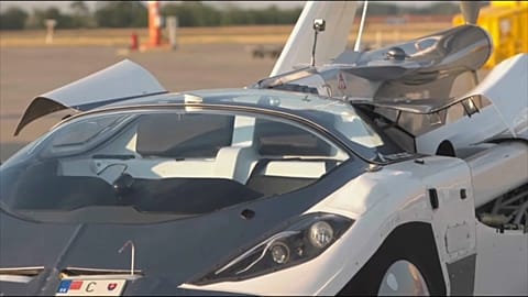 Fliegen? Fahren? Es geht beides.