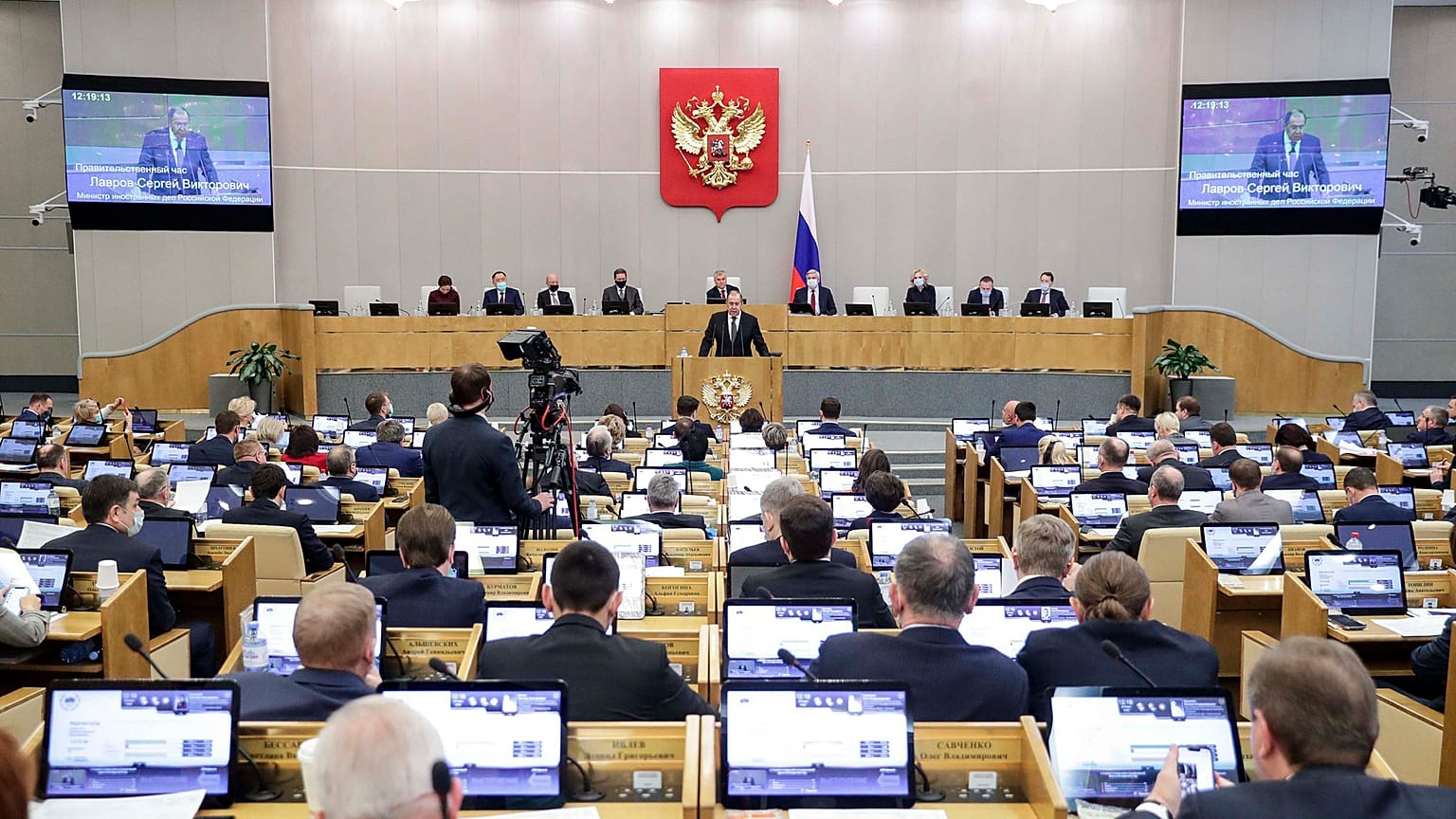 Сергей Лавров выступает в Госдуме