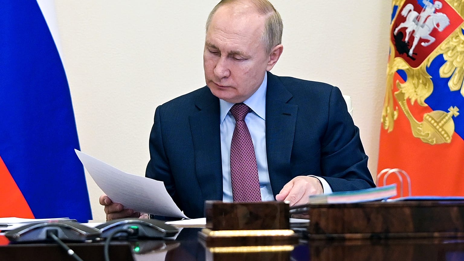 Crise en Ukraine : le Kremlin dénonce une idée de sanctions "destructive"