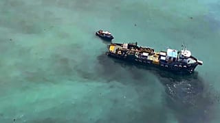 Un derrame de petróleo durante trabajos mientras se realizaban trabajos en un oleoducto submarino de la refinería de la empresa española Repsol., 26/2/2022, Callao, Perú