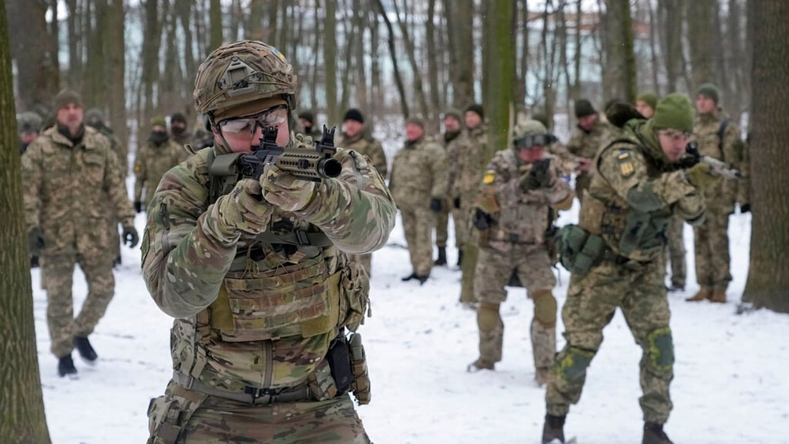 Members of Ukraine's Territorial Defense Forces