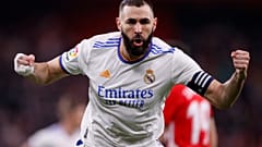 النجم الفرنسي كريم بنزيما مهاجم ريال مدريد الإسباني