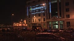 Fényfestés a Külügyminisztérium Bem téri épületén