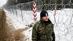 Ein Grenzsoldat im polnischen Tolcze 