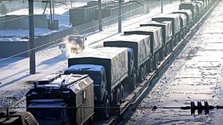 Belarus'ta yapılacak ortak tatbikata giden Rus askeri araçları, 24 Ocak 2022
