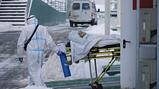 Protestas en Austria y picos de covid en Rusia