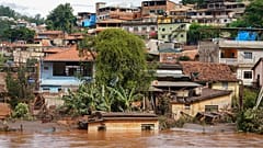 Em 12 horas, choveu 160 mm, o equivalente a 42% do esperado para todo o mês de janeiro