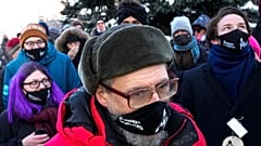 Сторонники Международного "Мемориала" выступают против ликвидации.