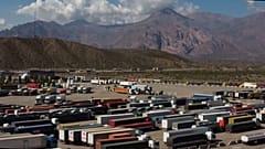 Camiones bloqueados en la frontera