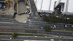 Cratera provocada por acidente nas obras do metro de São Paulo