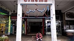 Do luxo ao lixo. Salas de cinema lutam pela sobrevivência em Marrocos