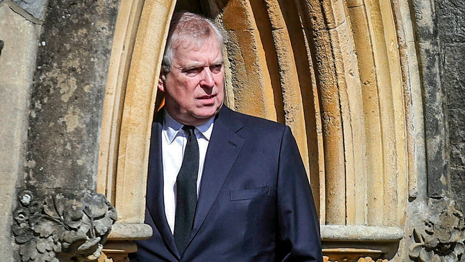 Le prince Andrew à la chapelle Saint George à Windsor, le 11 avril 2021.