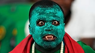 Un supporter camerounais lors de la demi-finale perdue face à l'Egypte (3 janvier 2022)