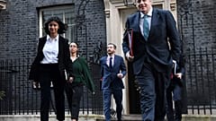 Başbakan Boris Johnson ve istifa eden Politika Direktörü Munira Mirza