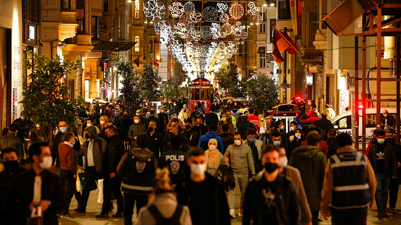 İstanbul İstiklal Caddesi (Arşiv)