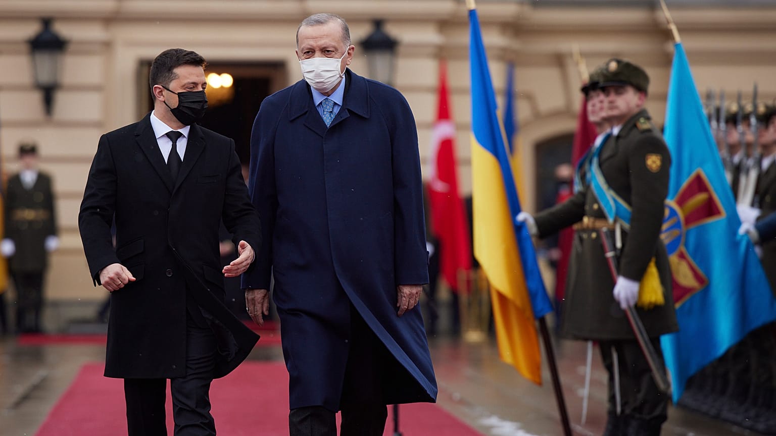 الرئيسان التركي والأوكراني، رجب طيب إردوغان وفولوديمير زيلينسكي 