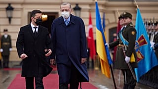الرئيسان التركي والأوكراني، رجب طيب إردوغان وفولوديمير زيلينسكي 