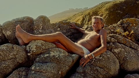 At 90-years-old, Andrés García-Carro is a full-time model under the alias 'The Spanish King'