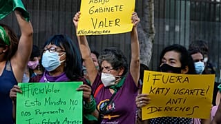 Manifestación frente al Centro de Emergencia Mujer en Lima
